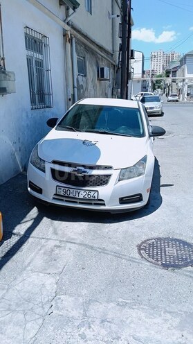 Chevrolet Cruze-1