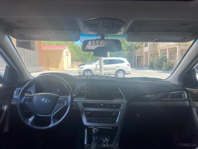 Hyundai Sonata-3