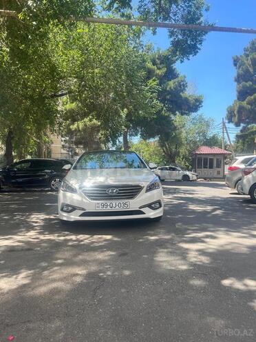 Hyundai Sonata-6