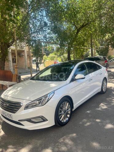 Hyundai Sonata-5