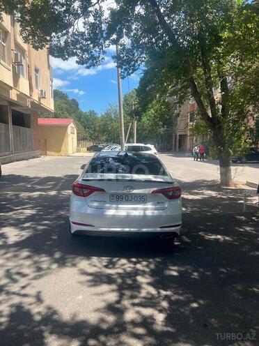 Hyundai Sonata-9
