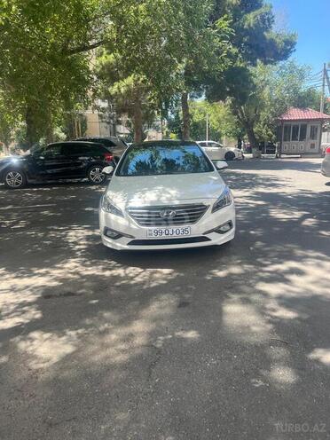 Hyundai Sonata-1
