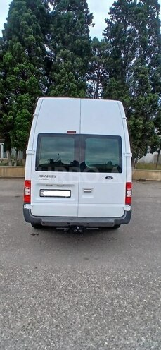 Ford Transit-2