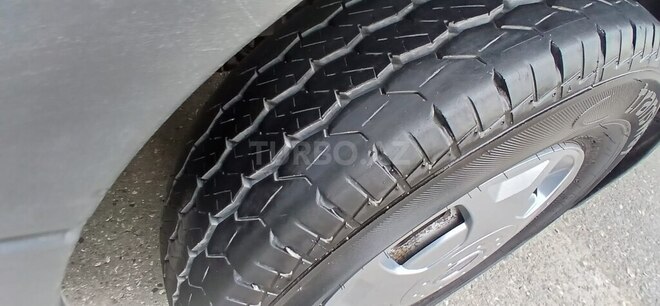 Ford Transit-10