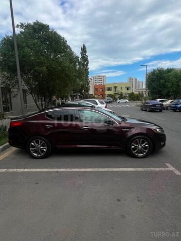 Kia Optima-4