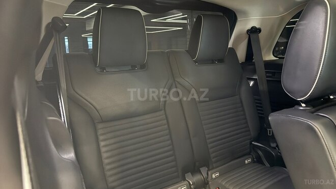 Land Rover Discovery-18