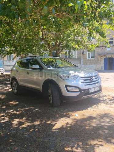 Hyundai Santa Fe-5