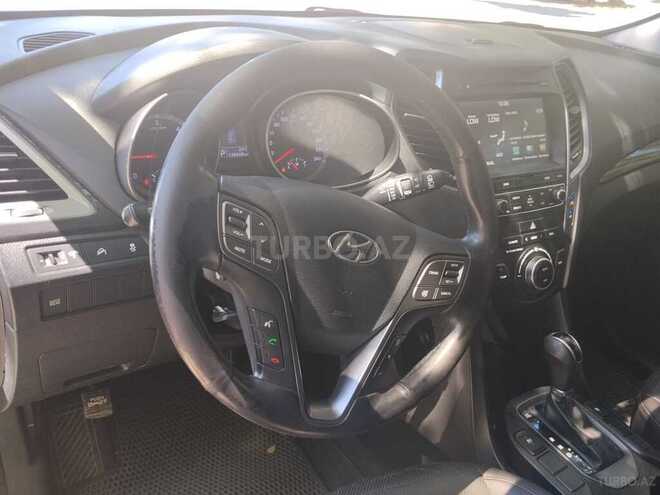 Hyundai Santa Fe-11