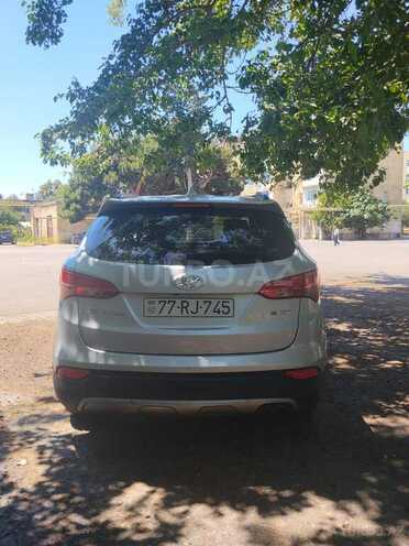 Hyundai Santa Fe-9