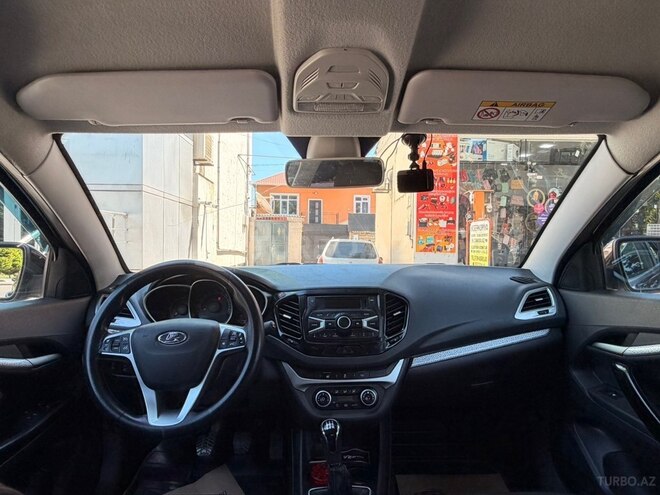 LADA (VAZ) Vesta Cross-10