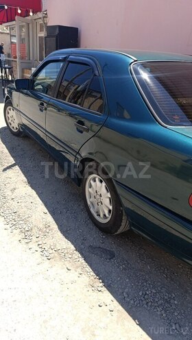 Mercedes C 220-6