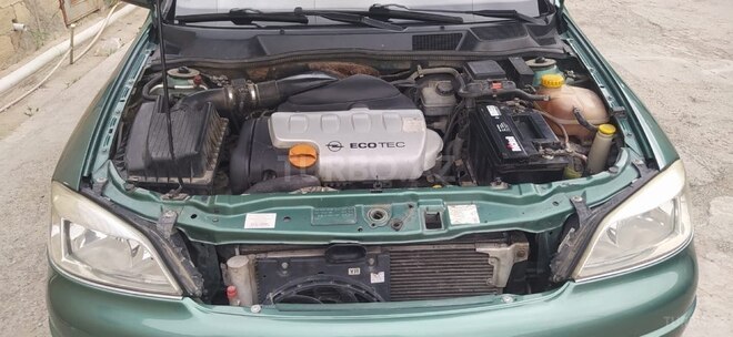 Opel Astra-11