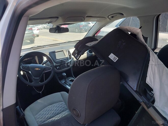 Chevrolet Equinox-4