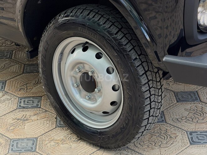 LADA (VAZ) Niva-18