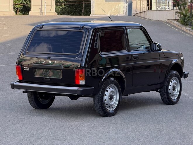 LADA (VAZ) Niva-10