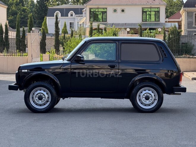 LADA (VAZ) Niva-6