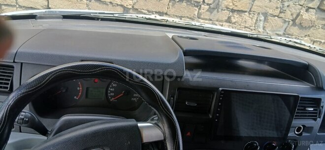 Ford Transit-11