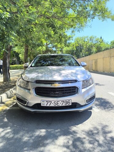 Chevrolet Cruze-1