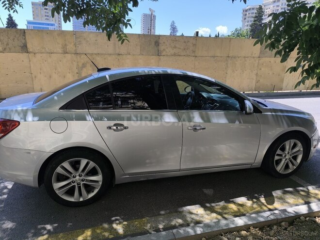 Chevrolet Cruze-3