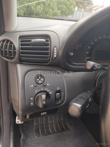Mercedes C 240-10