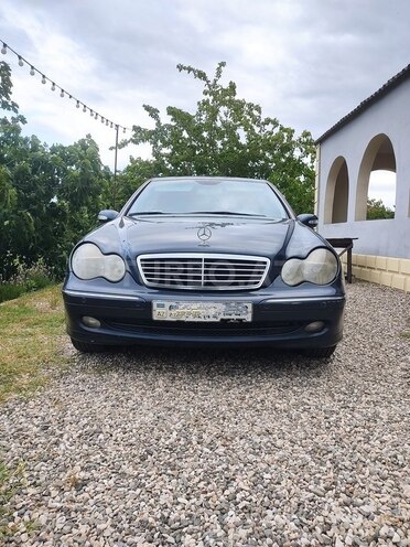 Mercedes C 240-1