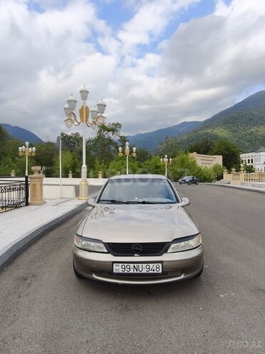 Opel Vectra-1