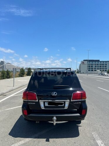 Lexus LX 570-6