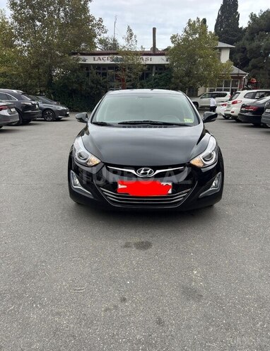 Hyundai Elantra-1