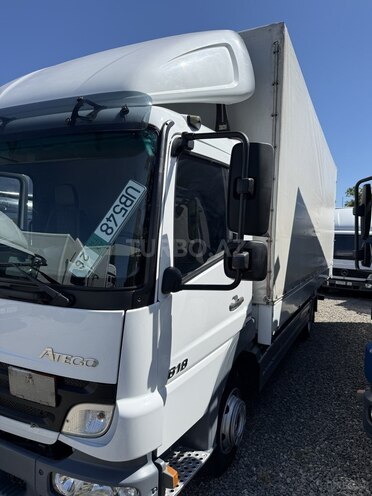 Mercedes Atego 818-2