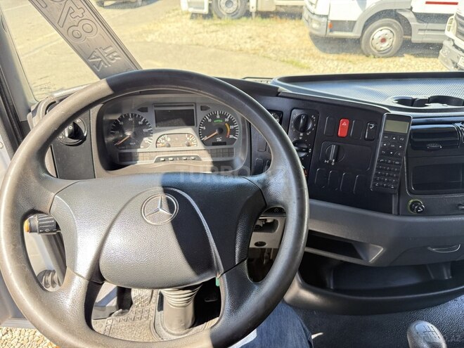 Mercedes Atego 818-11