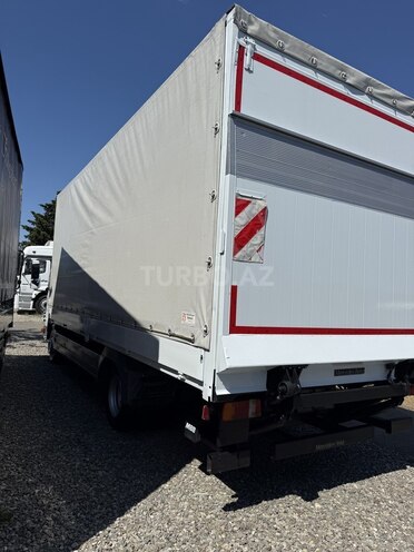 Mercedes Atego 818-4