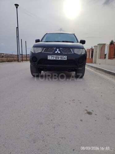 Mitsubishi L200-19
