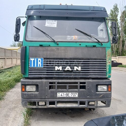 MAZ 643008-1
