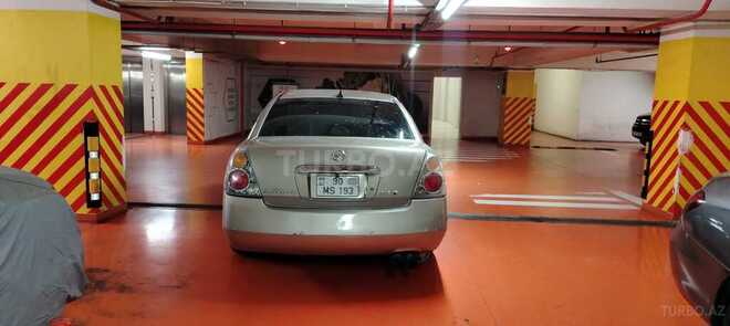 Nissan Altima-2