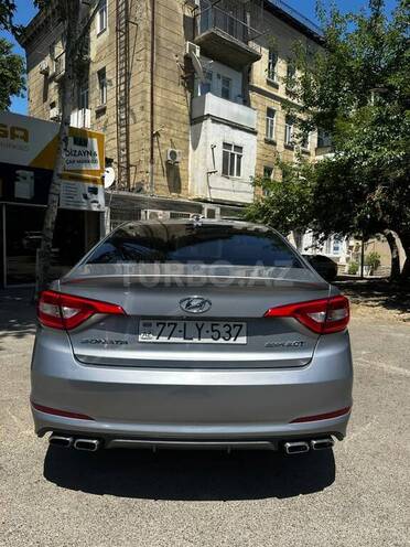 Hyundai Sonata-3