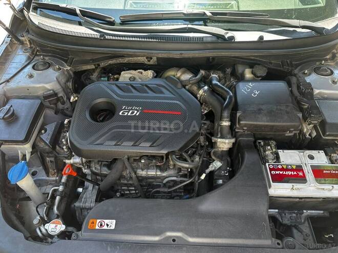 Hyundai Sonata-11