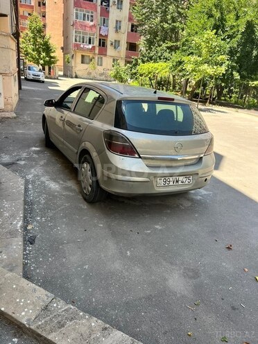Opel Astra-2