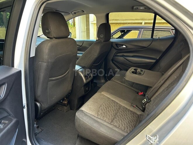 Chevrolet Equinox-9