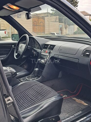 Mercedes C 220-13