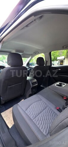 Chevrolet Equinox-12