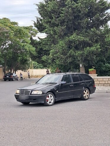 Mercedes C 220-15