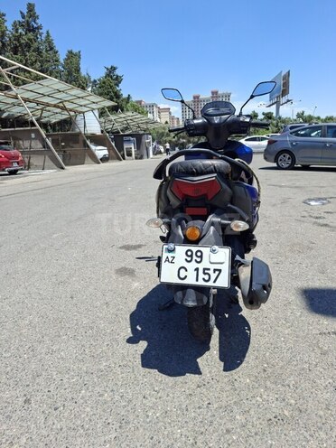 Yamaha RayZR Street Rally 125-4