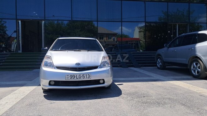 Toyota Prius-1