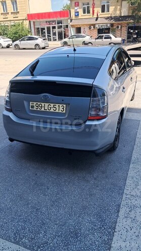 Toyota Prius-2