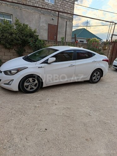 Hyundai Avante-2