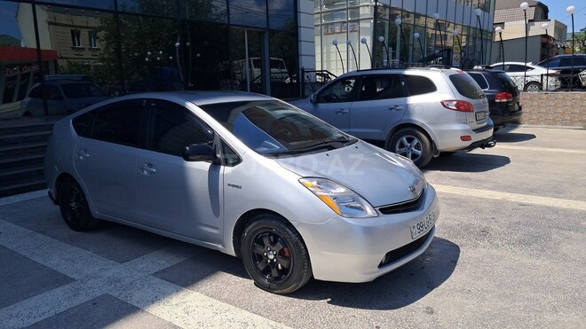 Toyota Prius-3