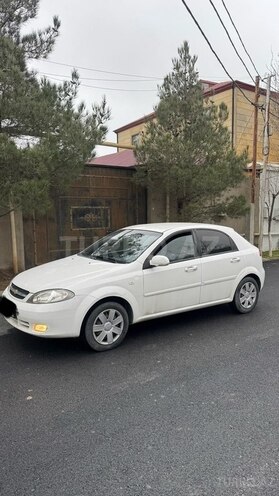 Chevrolet Lacetti-2