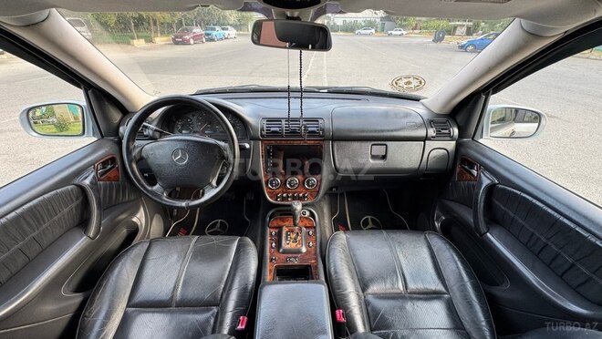 Mercedes ML 350-9