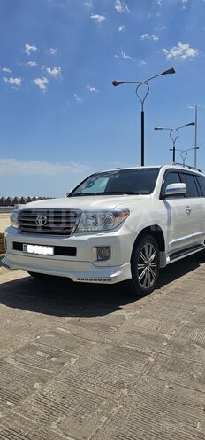 Toyota Land Cruiser-2
