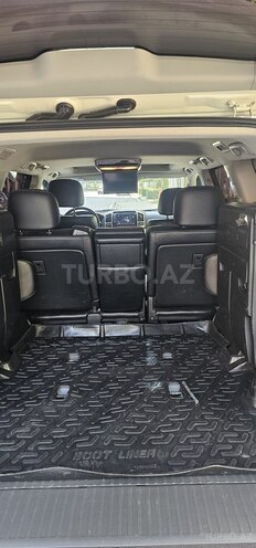 Toyota Land Cruiser-14